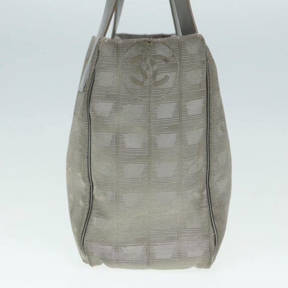 CHANEL New Travel Line Tote Bag Nylon Silver CC Auth bs17163 - Picture 4 of 16